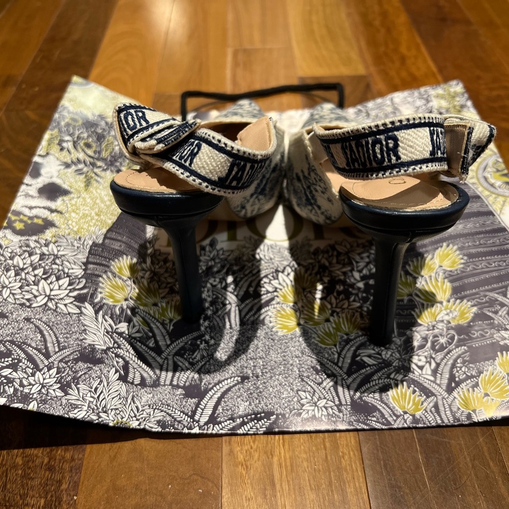 Dior Navy and Ivory j’adior Slingback Heels - Picture 5 of 6